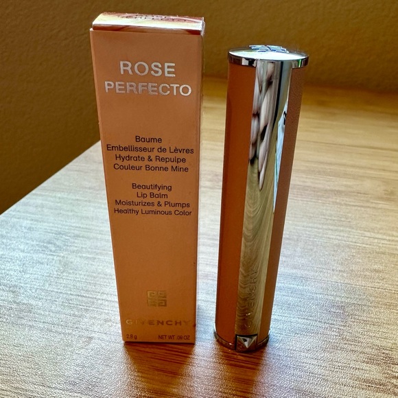 NWB Givenchy Rose Perfecto Lip Balm - Shade 304 Corally Red - Picture 2 of 4